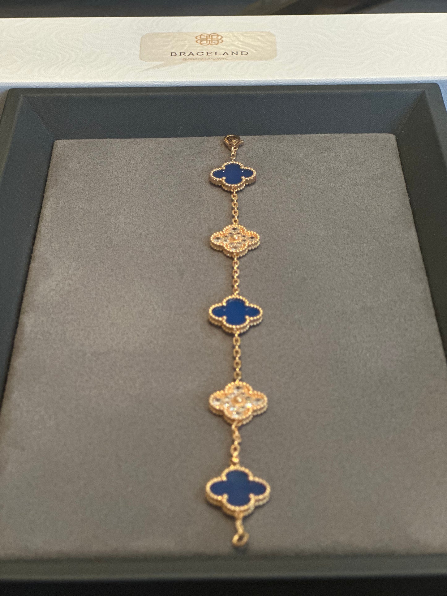 Alhambra Bracelet Blue in 18k Rose Gold Diamonds